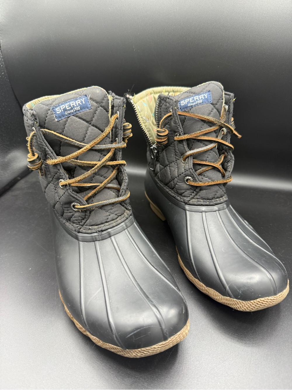 Sperry Saltwater Black Quilted Duck Boots Woman’s Size 7